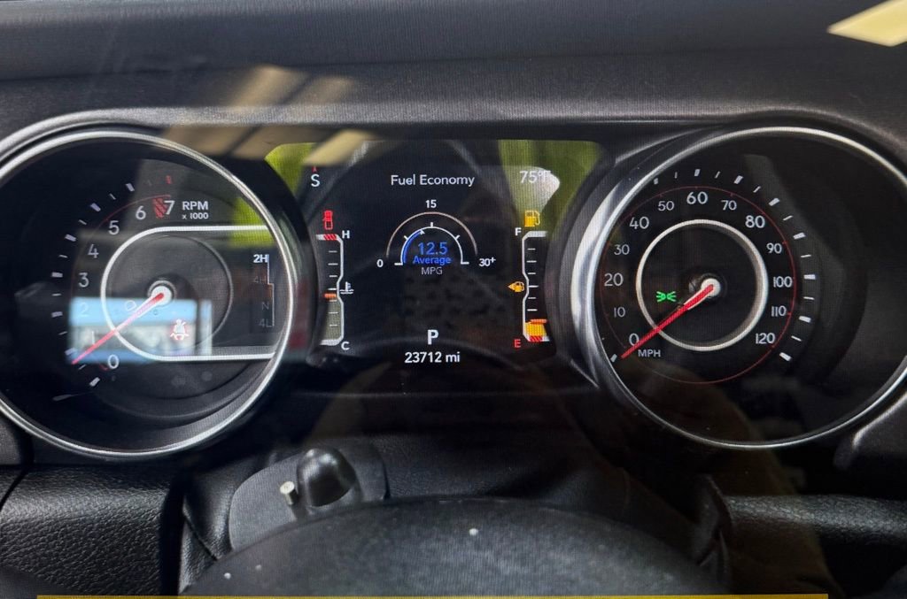 Used 2022 Jeep Gladiator Mojave w/ LED Lighting Group image 9