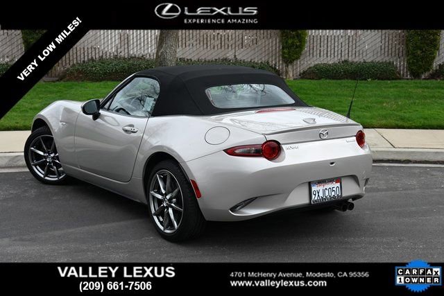 Used 2023 MAZDA MX-5 Miata Grand Touring w/ Weather Package image 4