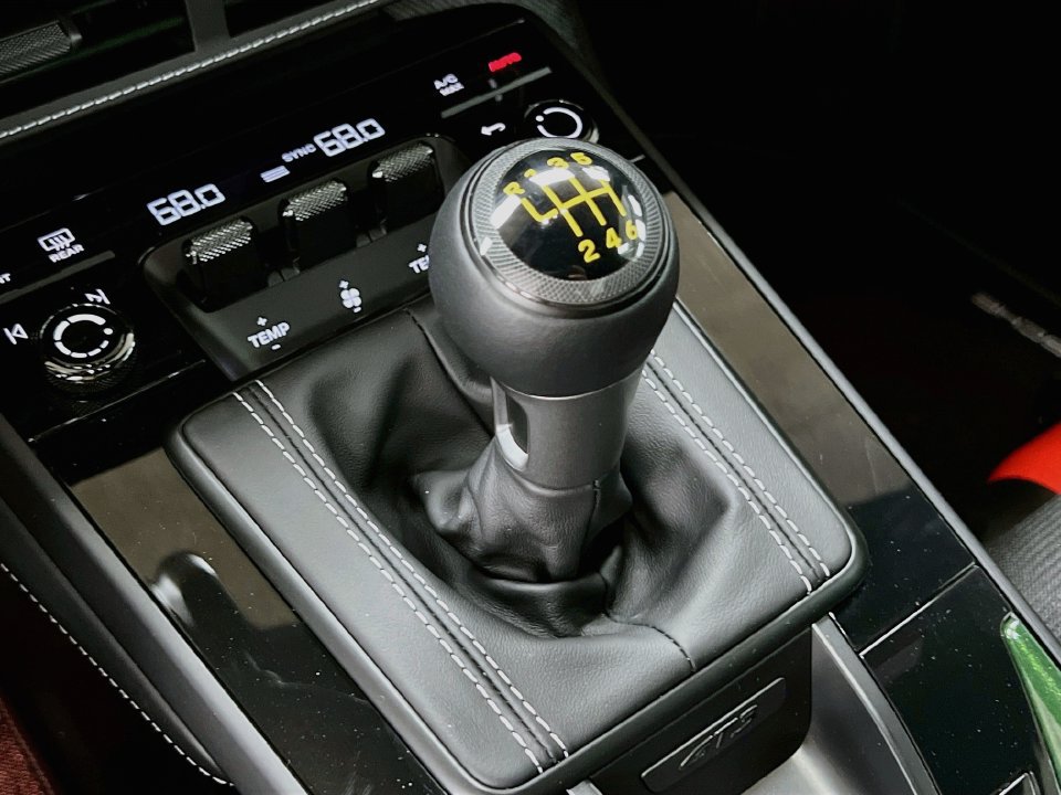 Certified 2025 Porsche 911 GT3 RWD image 18