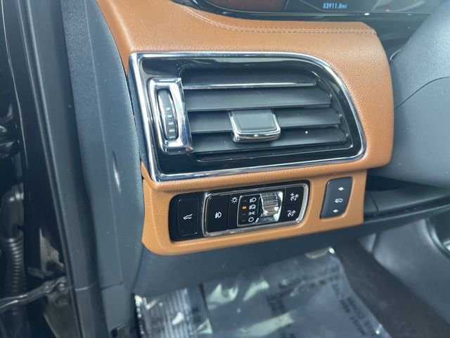 Used 2023 Lincoln Navigator L Reserve AWD/4WD image 18
