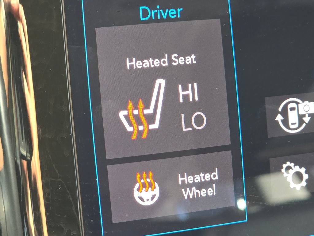 Used 2019 Chrysler Pacifica Touring-L Plus w/ Advanced Safetytec Group FWD image 14