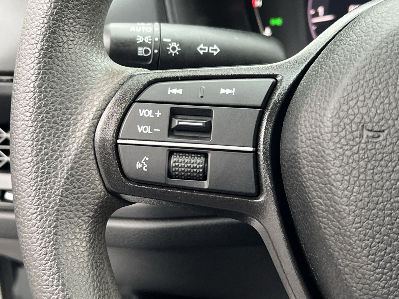 Used 2024 Honda Accord EX image 27