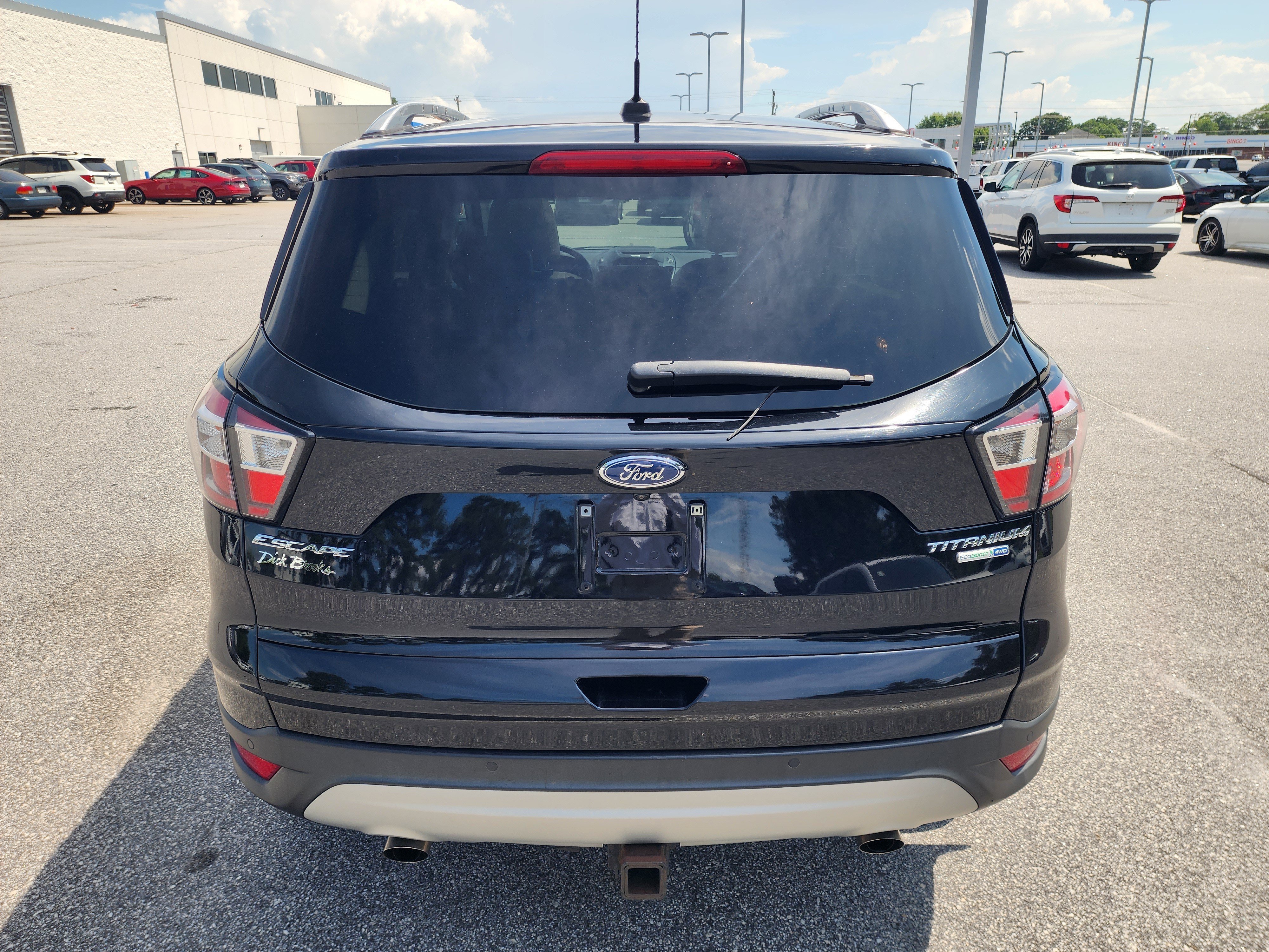Used 2017 Ford Escape Titanium w/ Equipment Group 301A AWD/4WD image 5