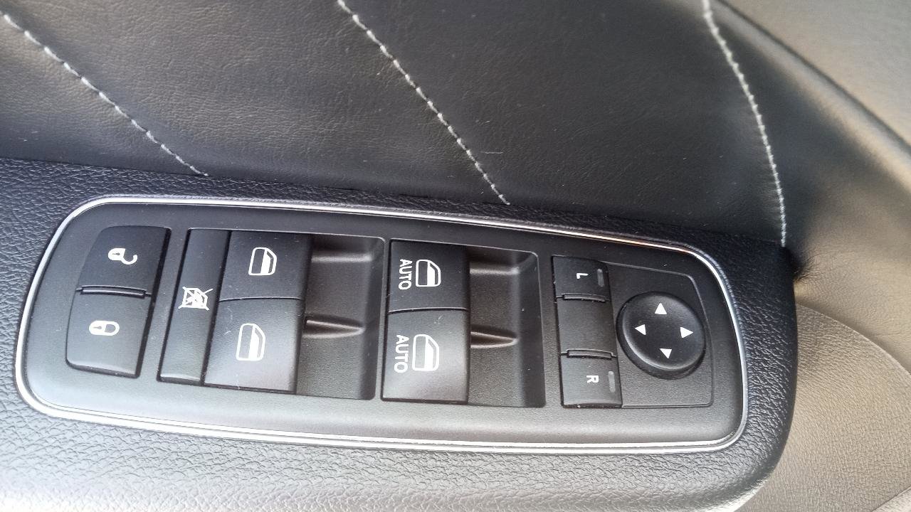 Used 2019 Dodge Charger SXT w/ Plus Group image 22