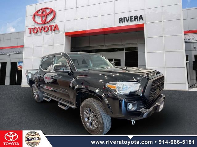 Certified 2023 Toyota Tacoma SR5 image 2