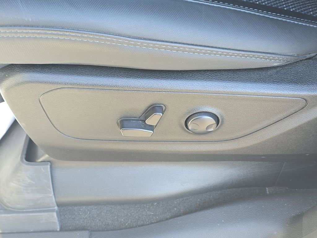 Used 2023 RAM 1500 Big Horn image 18