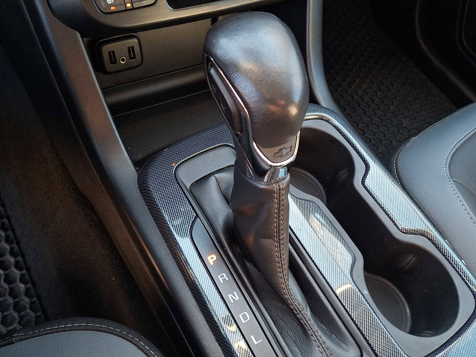 Used 2022 Chevrolet Colorado Z71 w/ Safety Package image 15