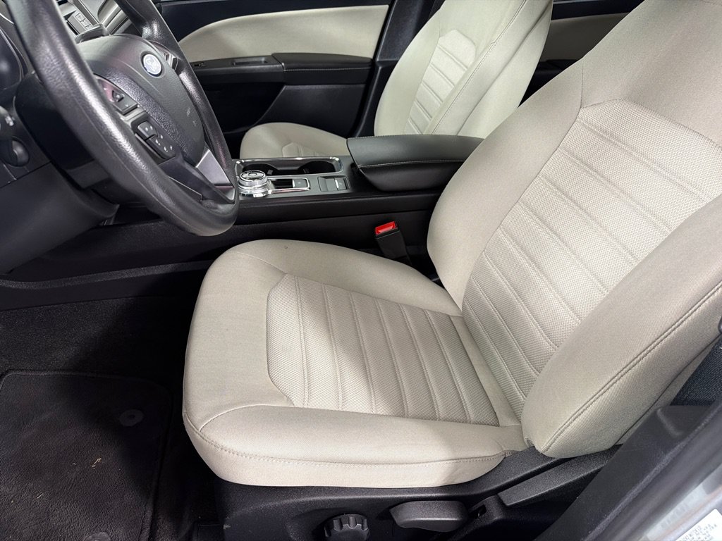 Used 2020 Ford Fusion S FWD image 25