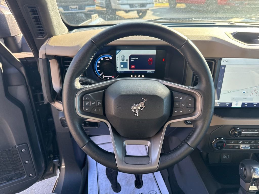 Used 2023 Ford Bronco Wildtrak image 19