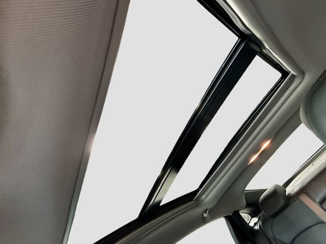 Used 2019 Chevrolet Malibu Premier w/ Sun and Wheel Package image 24