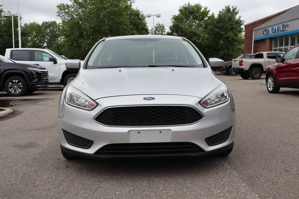 Used 2018 Ford Focus SE FWD image 5