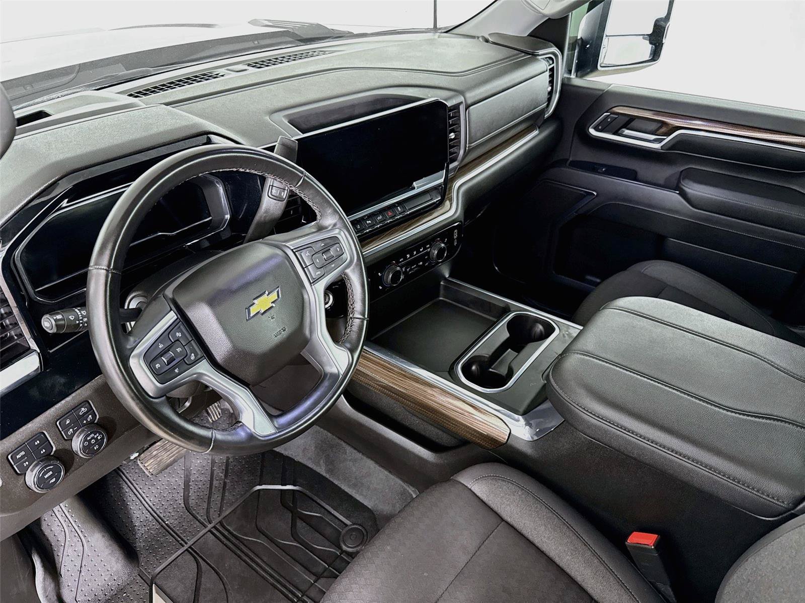 Used 2024 Chevrolet Silverado 2500 LT w/ All Star Edition AWD/4WD image 11