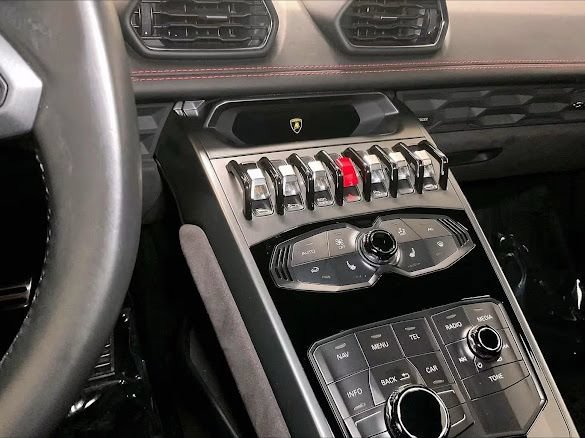 Used 2017 Lamborghini Huracan LP 580-2 RWD image 8