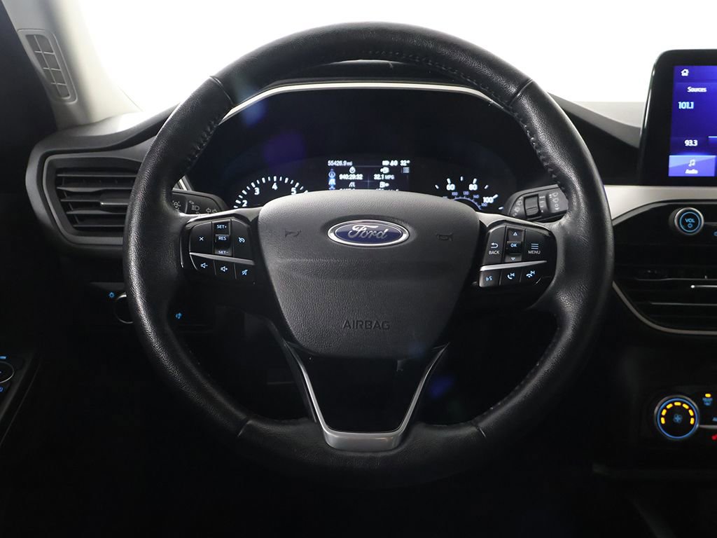 Used 2021 Ford Escape SE w/ SE Sport Appearance Package image 33