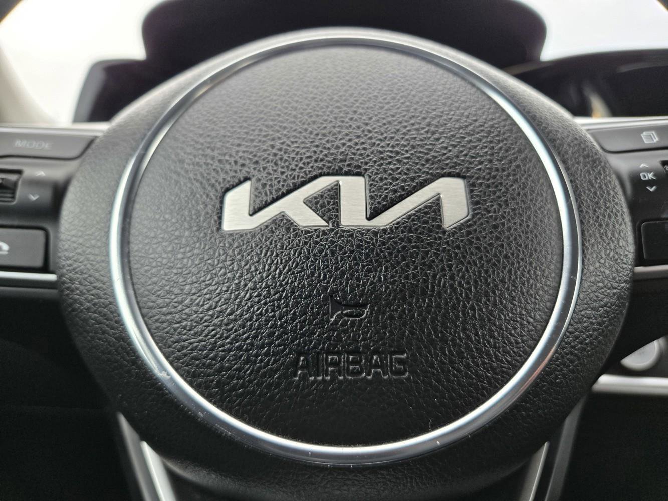 Used 2023 Kia K5 LXS image 25