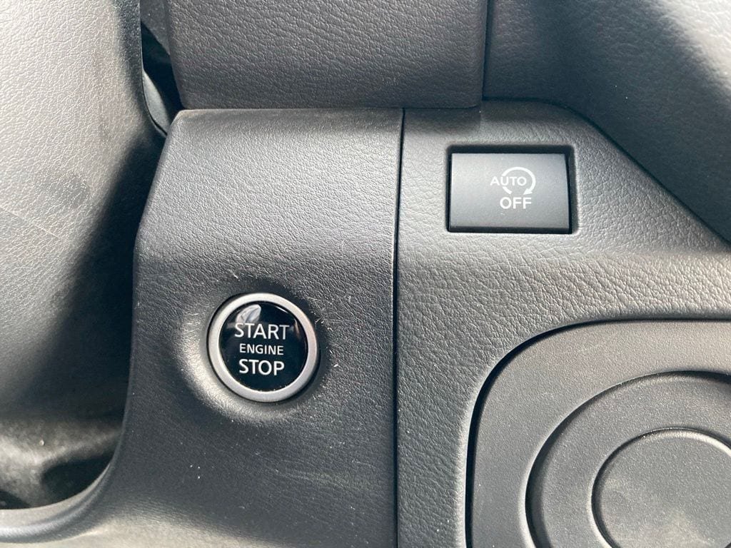 Used 2025 Nissan Frontier SV w/ SV Convenience Package RWD image 20
