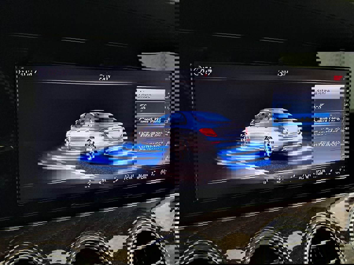 Used 2018 Mercedes-Benz E 400 4MATIC Sedan image 22