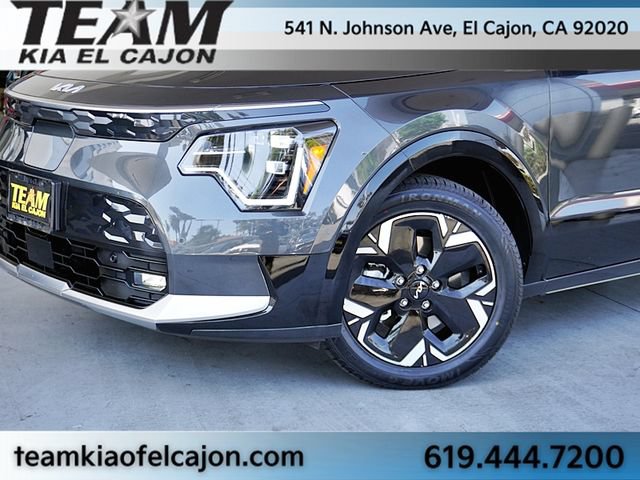 Certified 2023 Kia Niro Wave FWD image 3