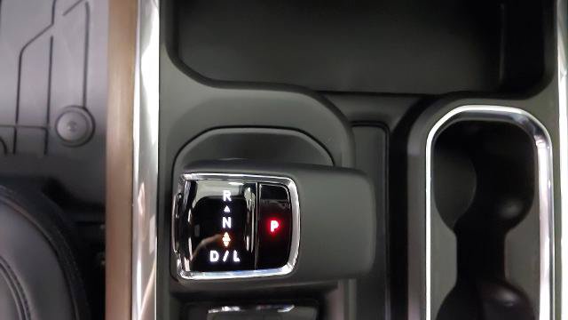 New 2026 Chevrolet Silverado 1500 High Country w/ High Country Premium Package AWD/4WD image 29