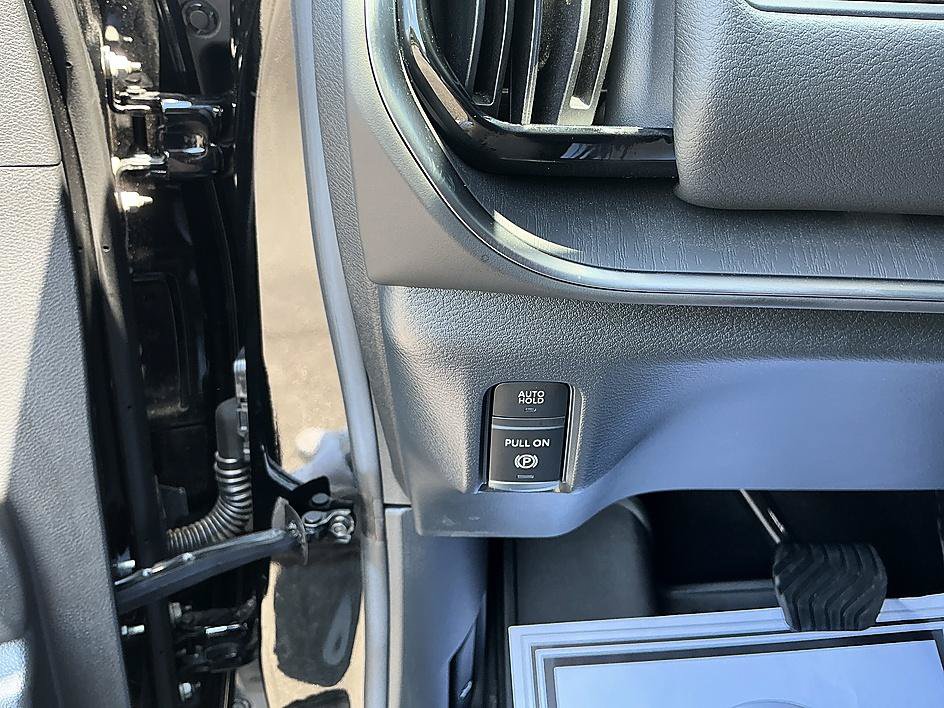 Certified 2025 Nissan Armada SV RWD image 14