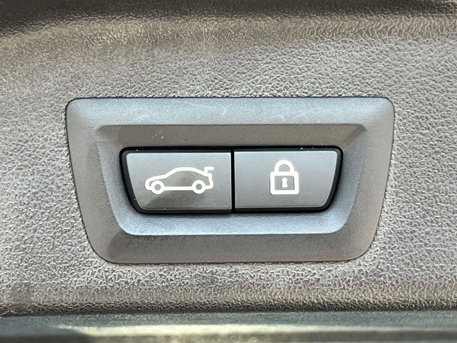 Used 2021 BMW X5 sDrive40i w/ Premium Package image 19