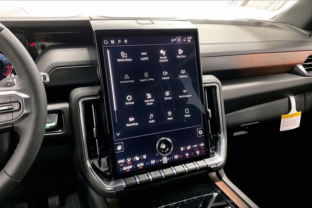New 2026 GMC Yukon Denali w/ Denali Reserve Package AWD/4WD image 17