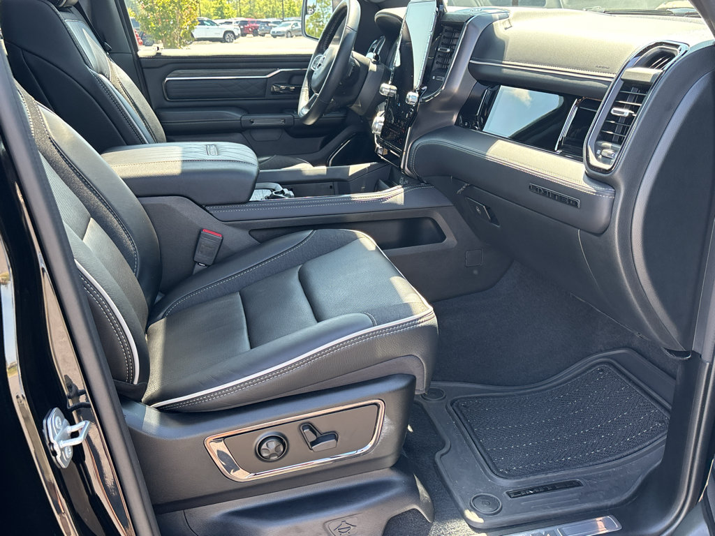 Used 2025 RAM 1500 Limited AWD/4WD image 21