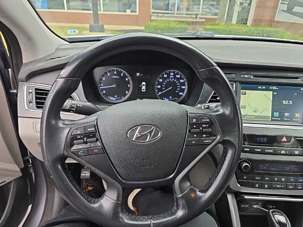 Used 2015 Hyundai Sonata Sport w/ Option Group 04 FWD image 7