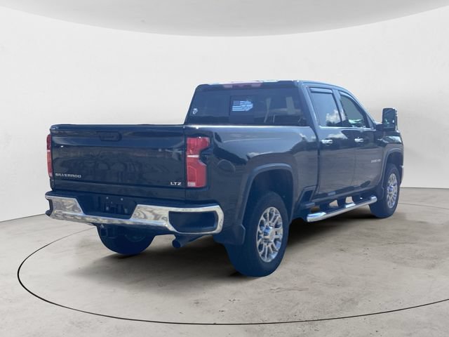 Used 2026 Chevrolet Silverado 2500 LTZ w/ LTZ Plus Package AWD/4WD image 5