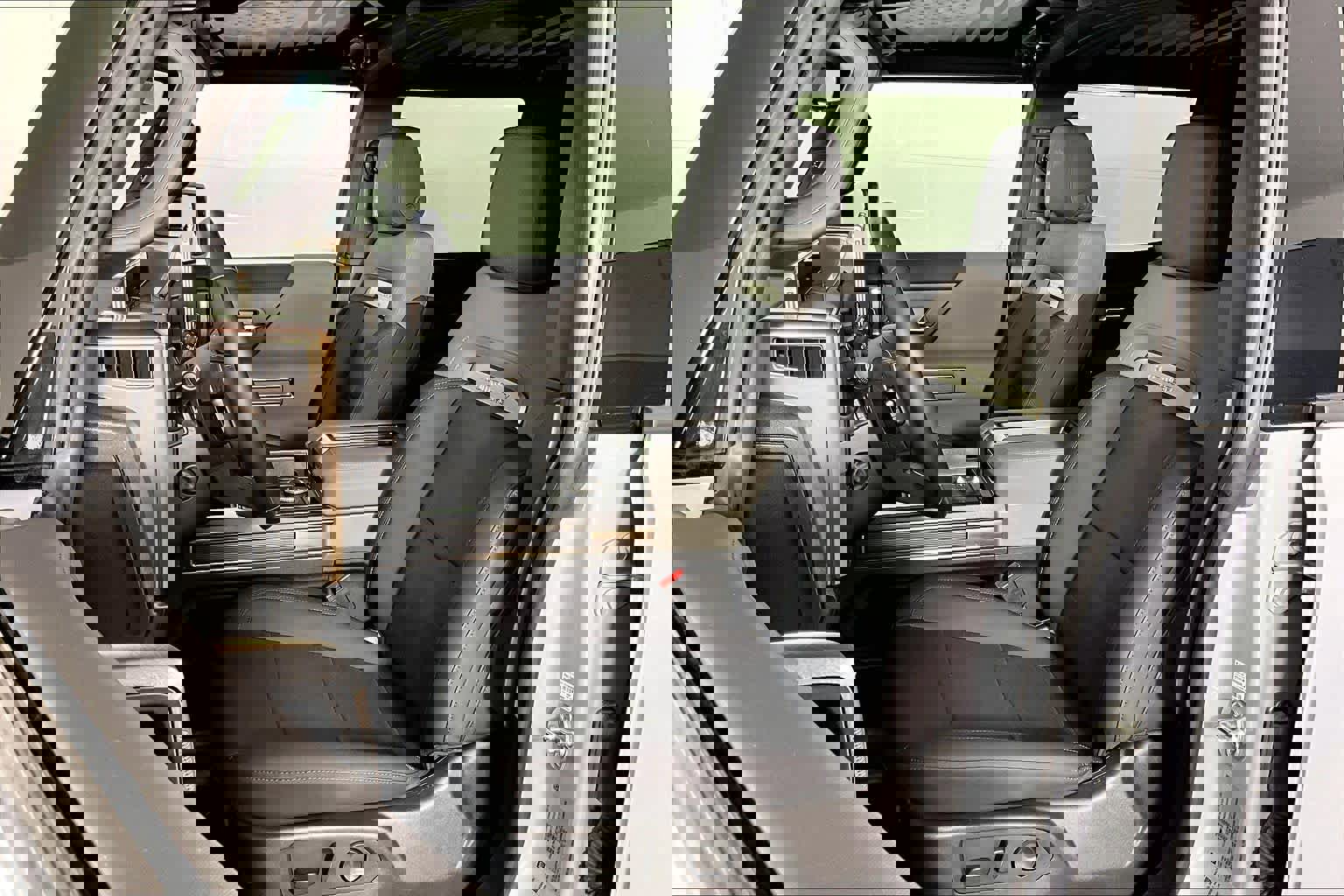 Certified 2025 GMC Hummer EV 2X w/ LPO, Sport Package image 7