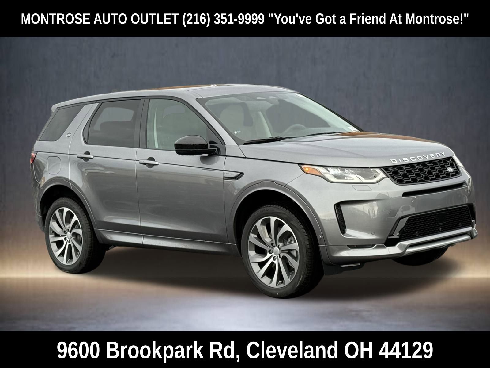 New 2025 Land Rover Discovery Sport S image 7