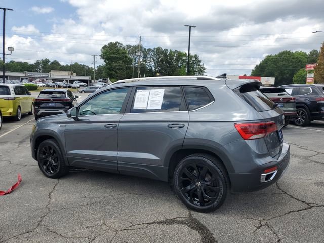 Used 2023 Volkswagen Taos SE w/ Black Wheel Package FWD image 6