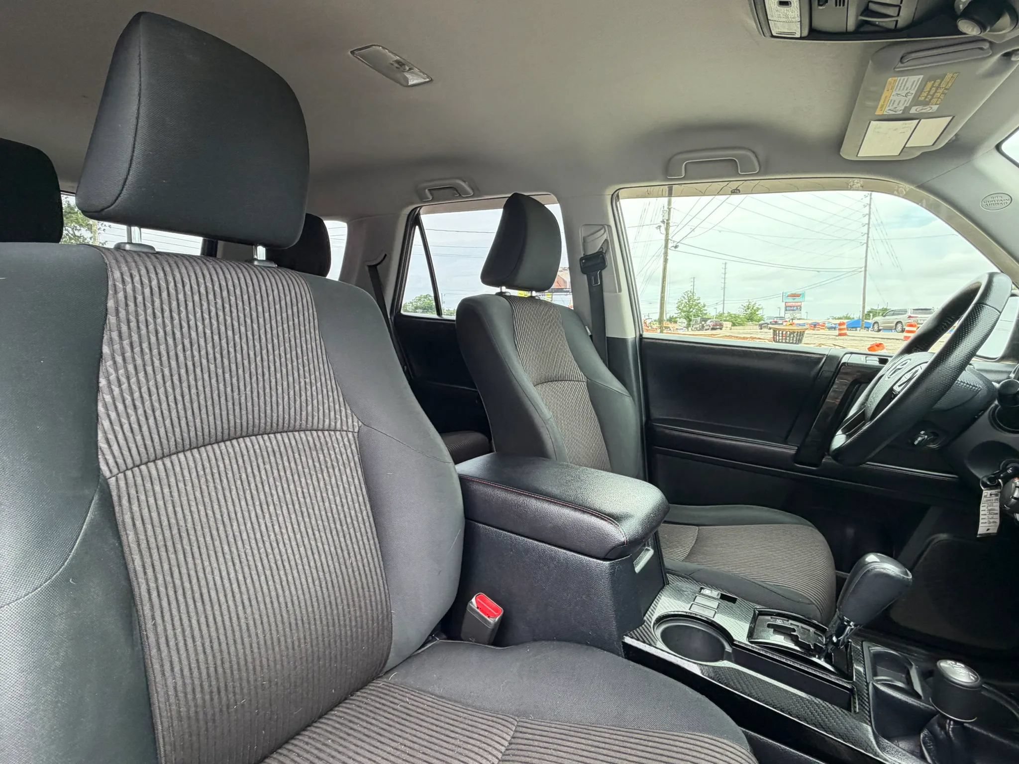 Used 2017 Toyota 4Runner TRD Off-Road AWD/4WD image 23
