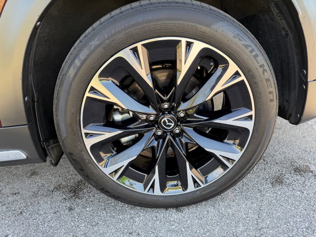 Used 2024 MAZDA CX-90 Plug-In Hybrid w/ Premium Pkg AWD/4WD image 8