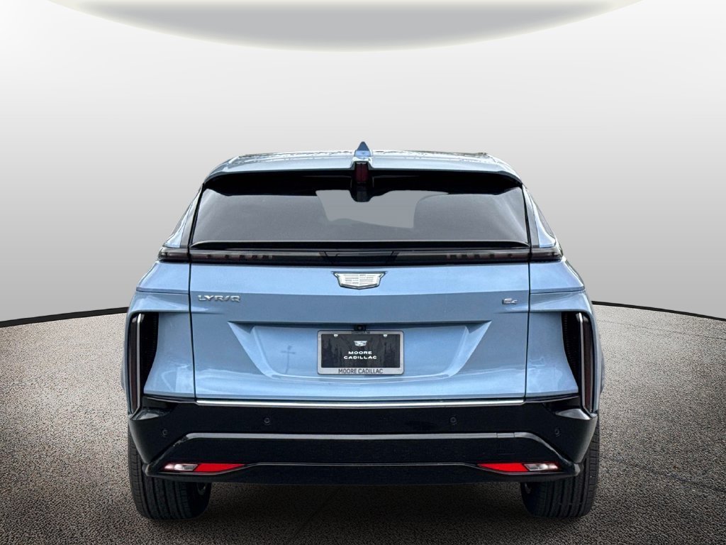 New 2027 Cadillac Lyriq Luxury RWD image 3