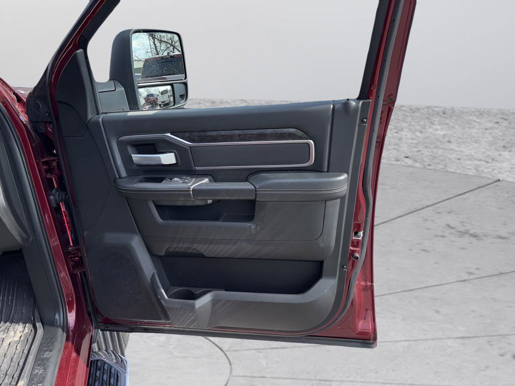 Used 2024 RAM 2500 Big Horn image 30
