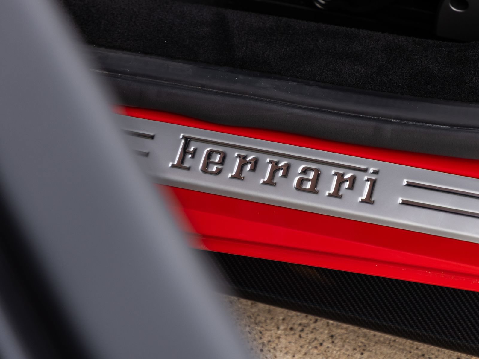 Used 2017 Ferrari 488 GTB RWD image 29