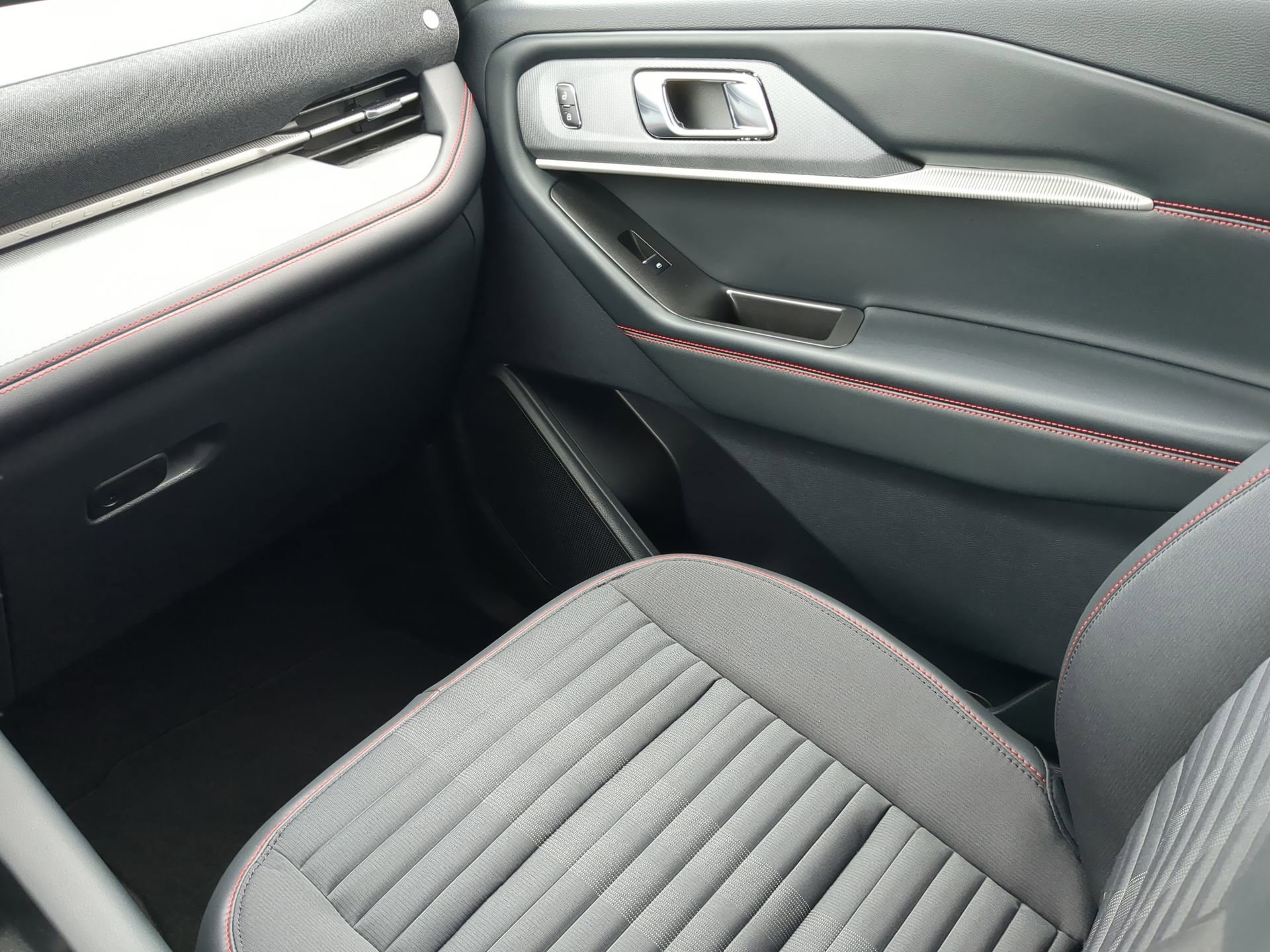 New 2026 Ford Explorer ST-Line w/ Premium Package image 49