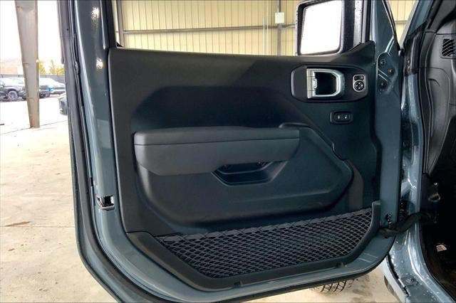 New 2026 Jeep Gladiator Sport AWD/4WD image 46
