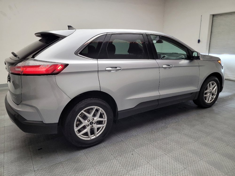 Used 2023 Ford Edge SEL image 10