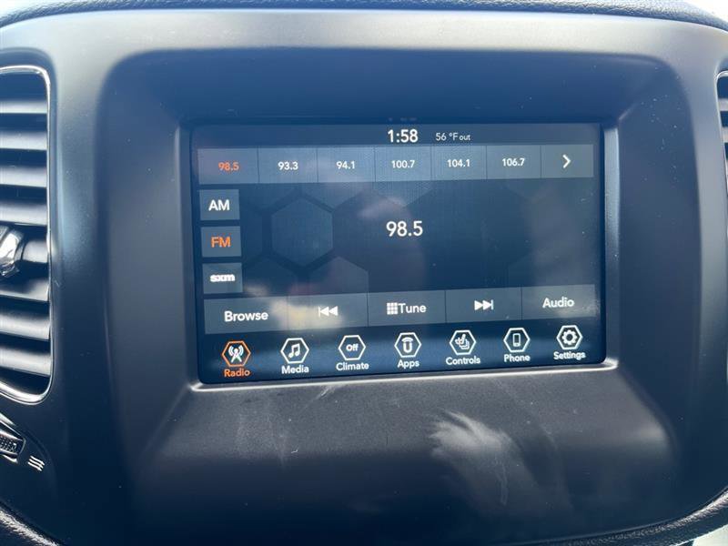 Used 2019 Jeep Compass Latitude w/ Cold Weather Group image 16