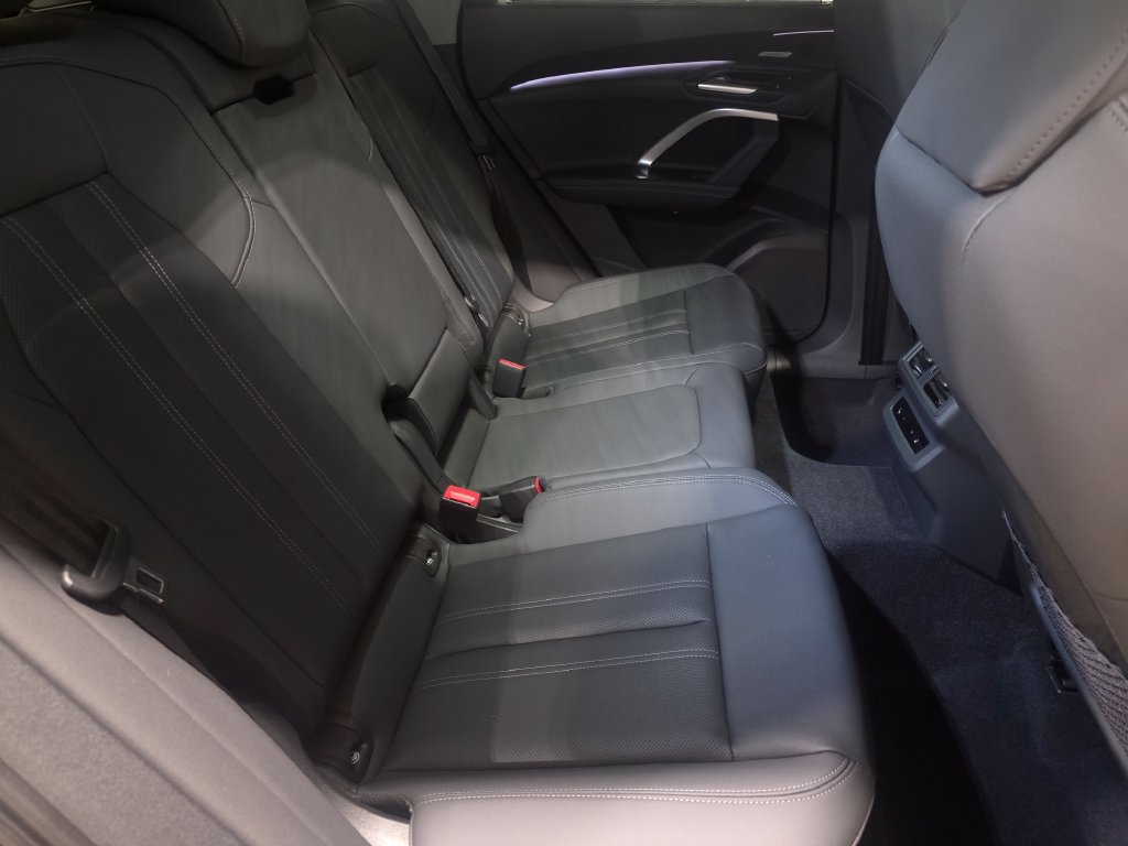 New 2026 Audi Q5 Prestige AWD/4WD image 9