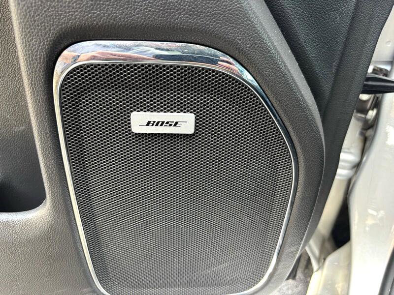 Used 2018 GMC Sierra 1500 SLT image 11