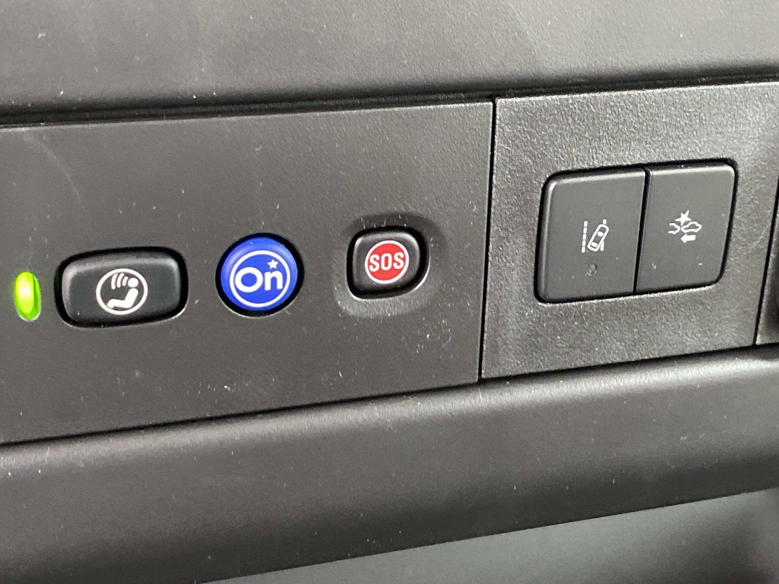 New 2025 GMC Savana 3500 w/ Driver Convenience Package image 15