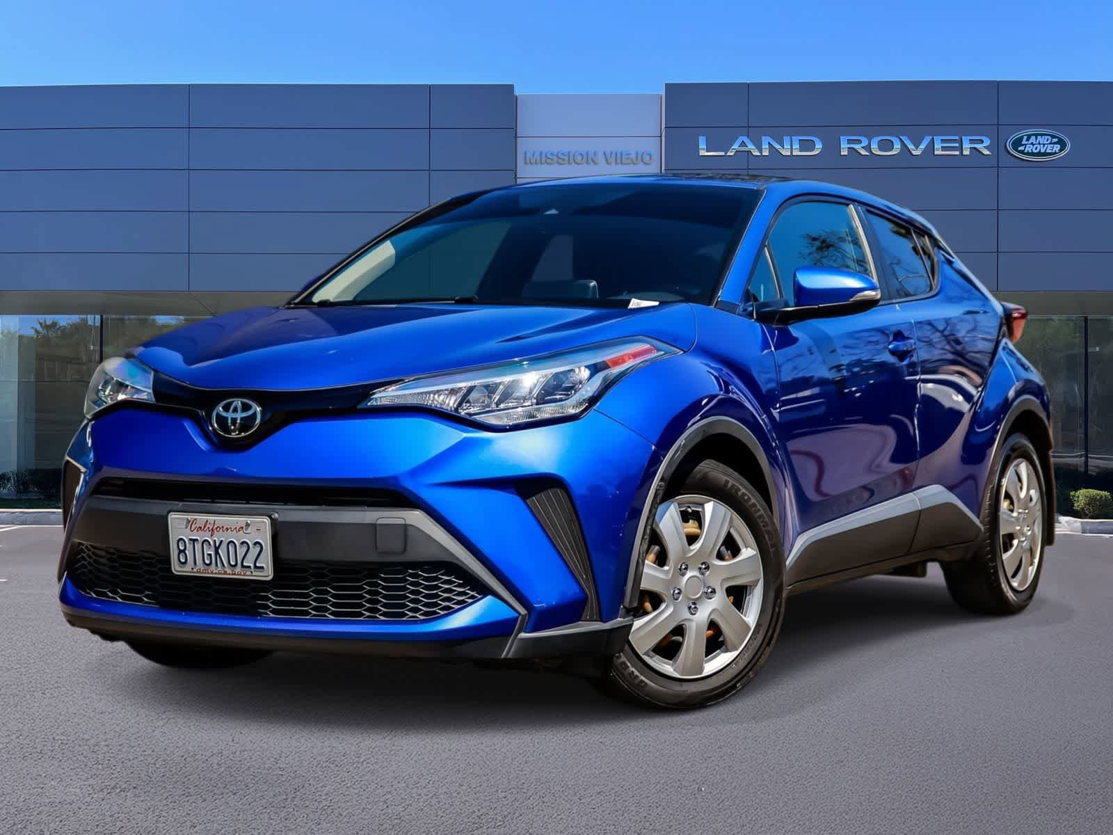 Used 2020 Toyota C-HR LE image 1