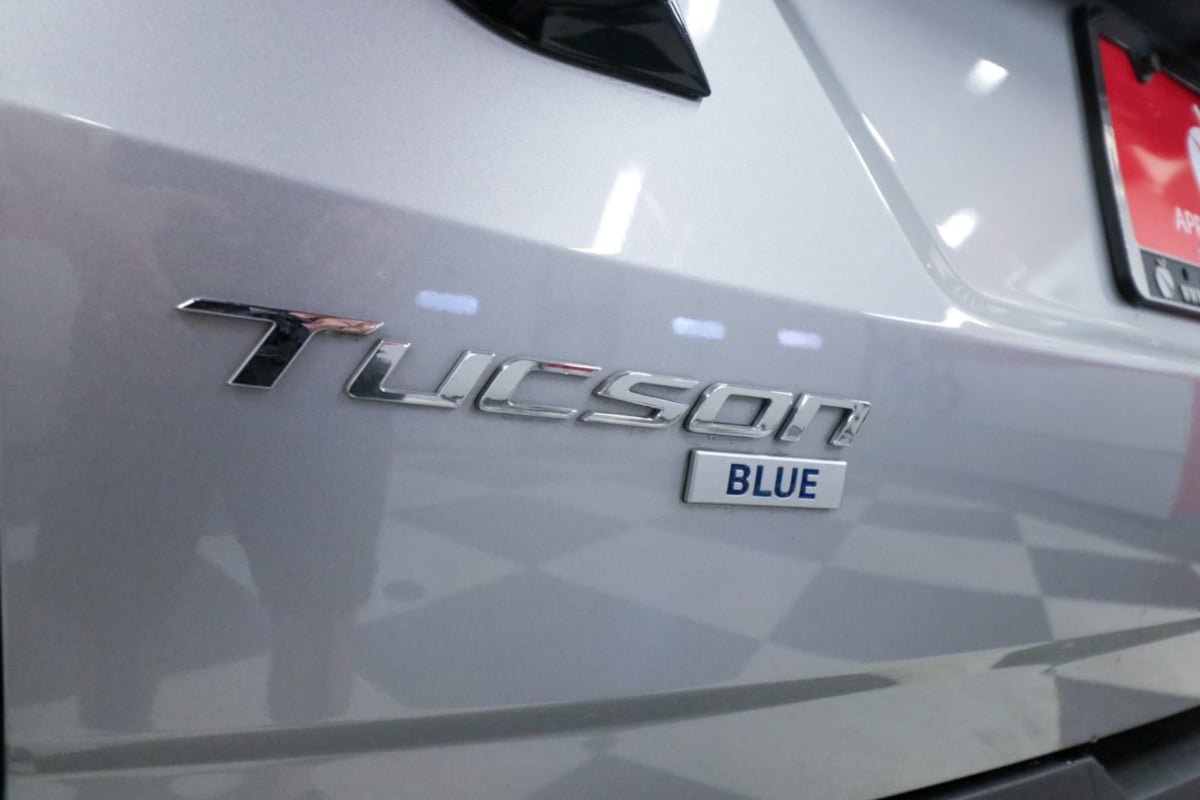 Used 2023 Hyundai Tucson Blue w/ Cargo Package AWD/4WD image 31