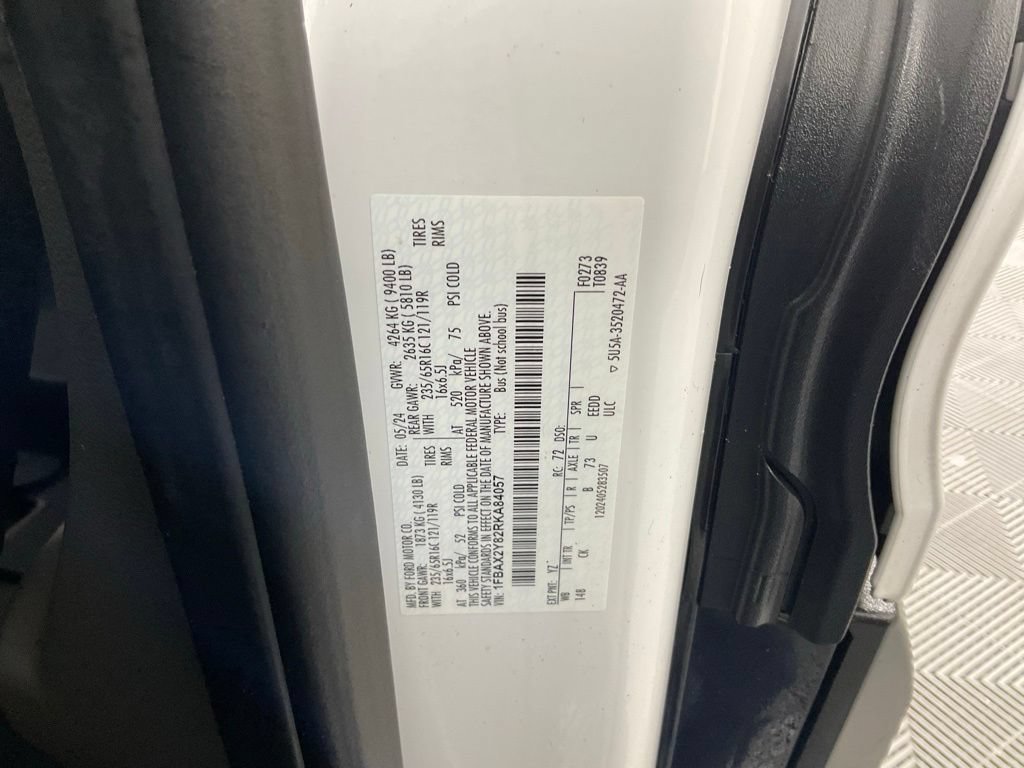 Used 2024 Ford Transit 350 XLT RWD image 29