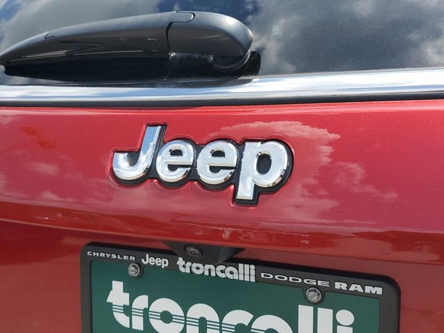 Certified 2025 Jeep Compass Latitude AWD/4WD image 10