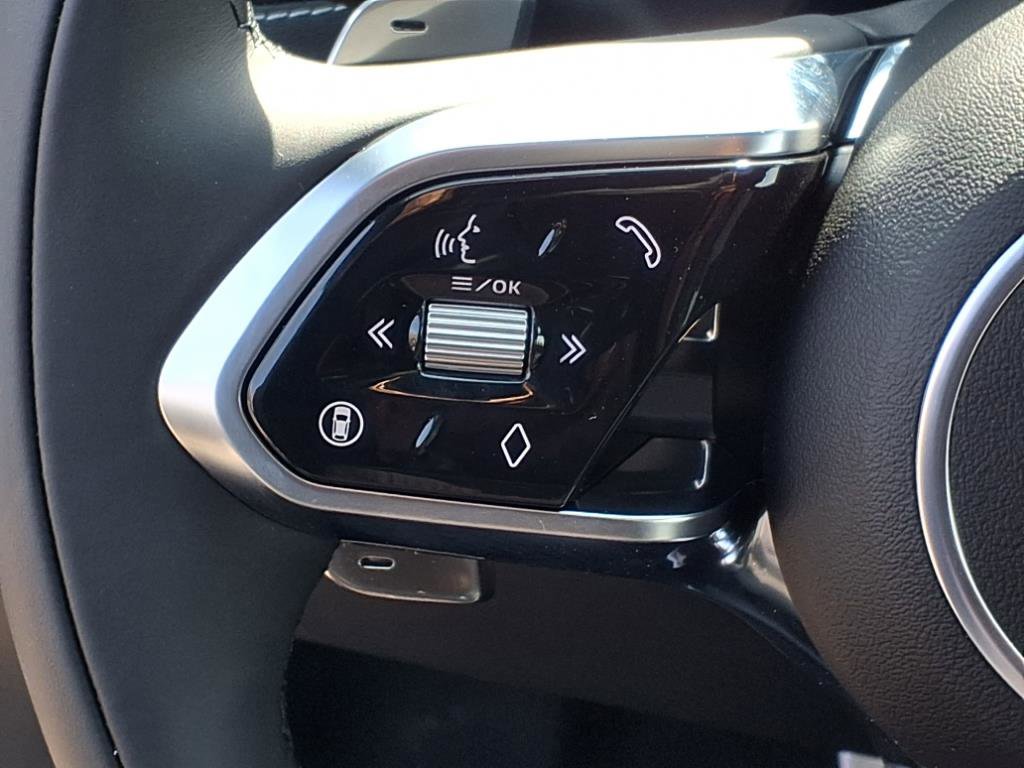 New 2026 Jaguar F-PACE R-Dynamic S image 16