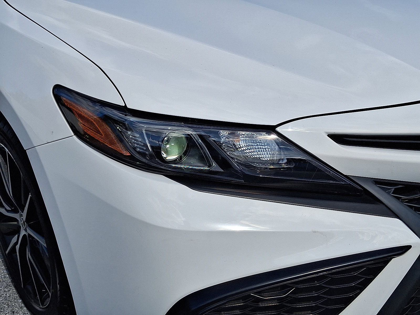 Certified 2022 Toyota Camry SE w/ Convenience Package image 10